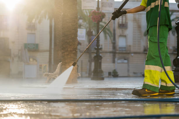 Best Commercial Pressure Washing  in Petersburg, VA